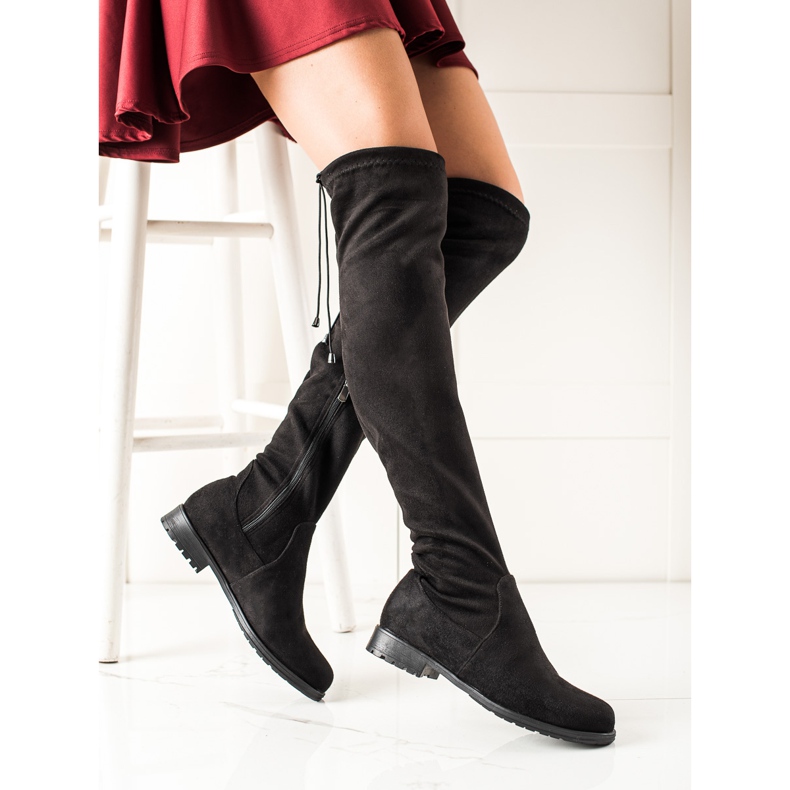 TRENDI Black Musketeers 1