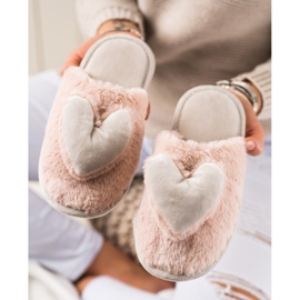 TRENDI Slippers With A Heart pink 1 TRENDI Slippers With A Heart pink 1