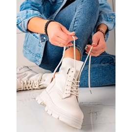 TRENDI Lace-up Beige Boots 1