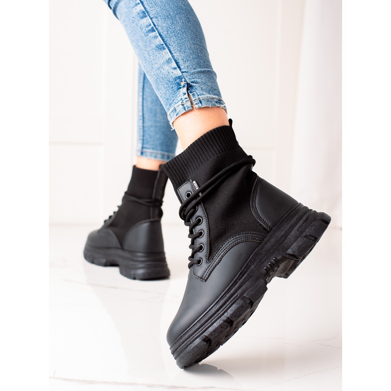 TRENDI Lace-up black ankle boots 1 TRENDI Lace-up black ankle boots 1