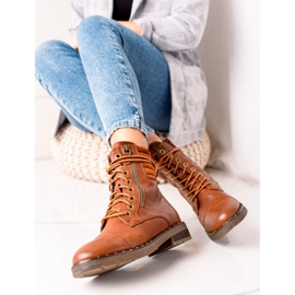 Super Mode Classic Brown Trappers 1