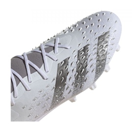 Adidas Predator Freak.1 Ag M FY6254 football boots gray, white white 2 Adidas Predator Freak.1 Ag M FY6254 football boots gray, white white 2
