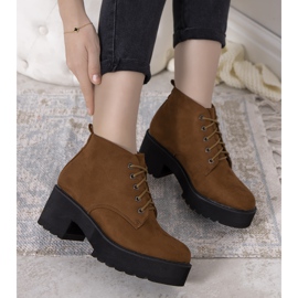 Johnson camel boots with high soles brown 1