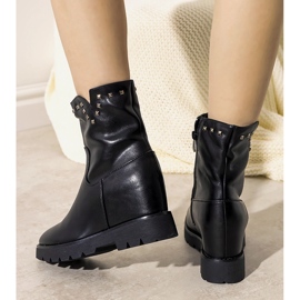 Black women's boots on the Carmen wedge 2