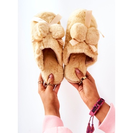 Yellow Pamppy Fur Slippers With Pompoms beige ecru 1