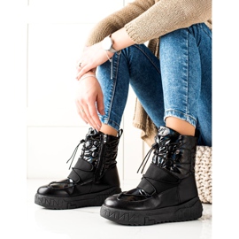 TRENDI Comfortable Snow Boots On The Platform black 1