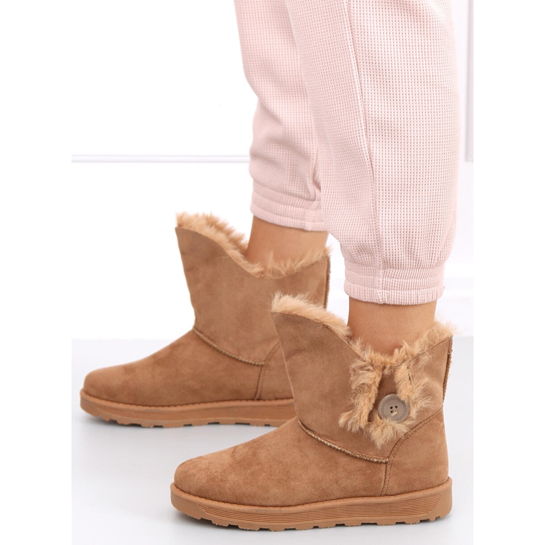 Snow boots with a button Niki Camel brown 1