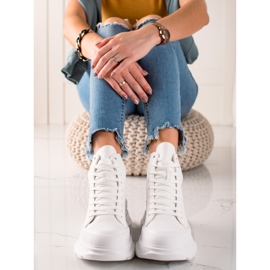 Seastar Sneakers On The Platform white 1