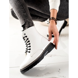 TRENDI White insulated boots 1 TRENDI White insulated boots 1