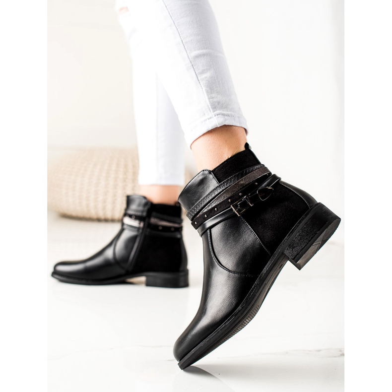 Lovit Boots With Decorative Stripes black 1
