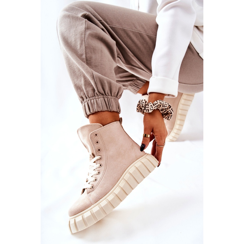 Suede High Sneakers On A Beige Meniphise Platform 2