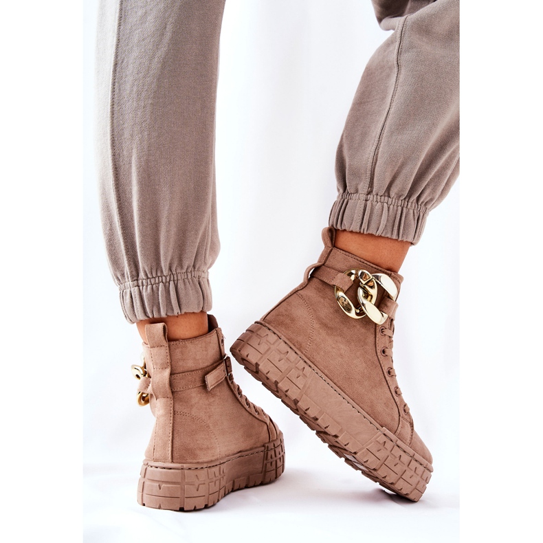 High Sneakers On A Dark Beige Evenia Platform khaki 2
