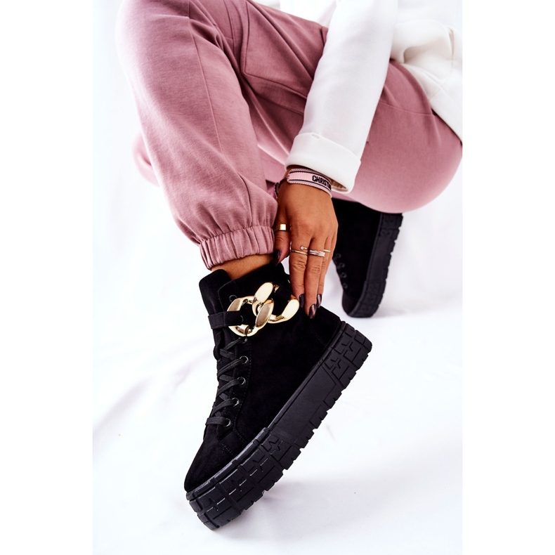 High Sneakers On The Black Evenia Platform 1