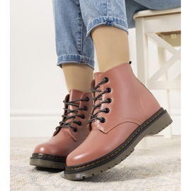 Pink women's insulated boots from Tisserand 1