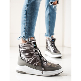 TRENDI Fashionable Shiny Snow Boots silver 1