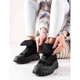 TRENDI Boots, Sneakers With Sheepskin black 2