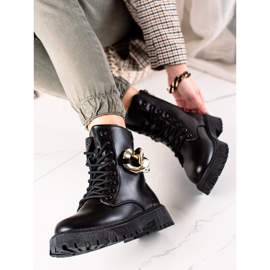 Groto Gogo Black Trappers With Ornament 1 Groto Gogo Black Trappers With Ornament 1
