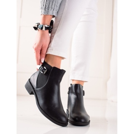 Chc Shoes Comfortable black boots 2