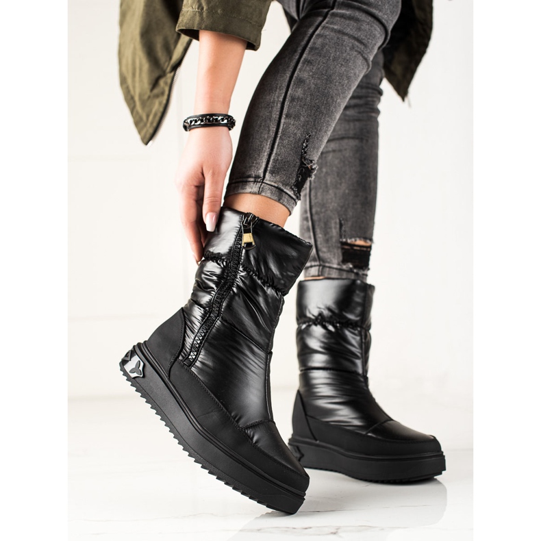 Weide Stylish black snow boots 1