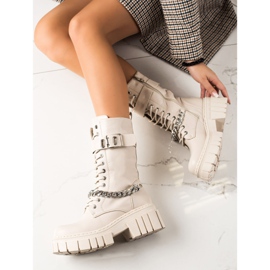 TRENDI Boots With Chain beige 2