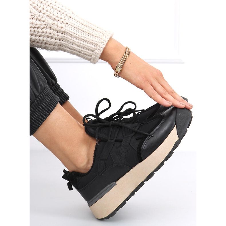 Homii Black insulated sports shoes 2