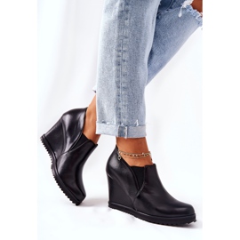 Black Boots On Wedge Monnari M79 / 1 2