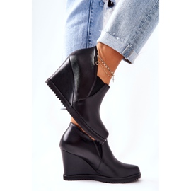 Black Boots On Wedge Monnari M79 / 1 1