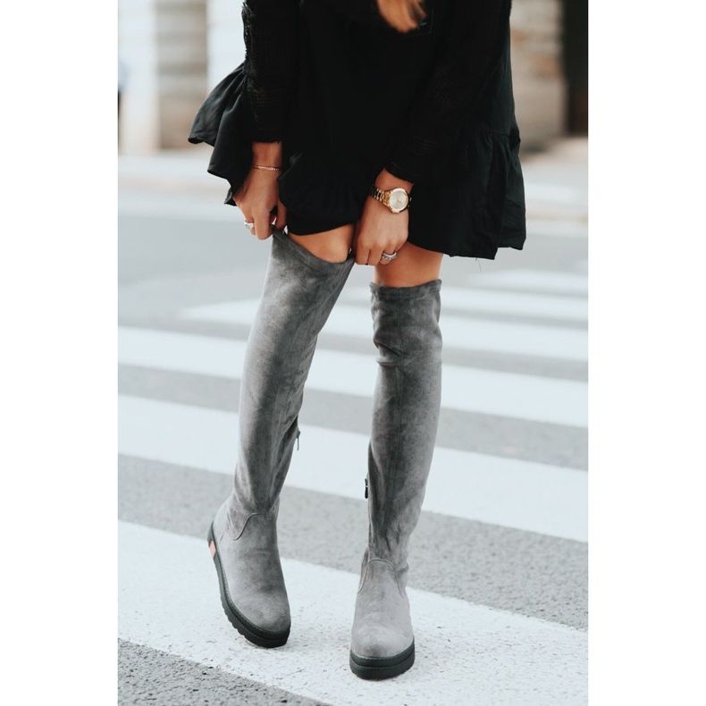 Gray flat decorated boots from Lia pink grey 2