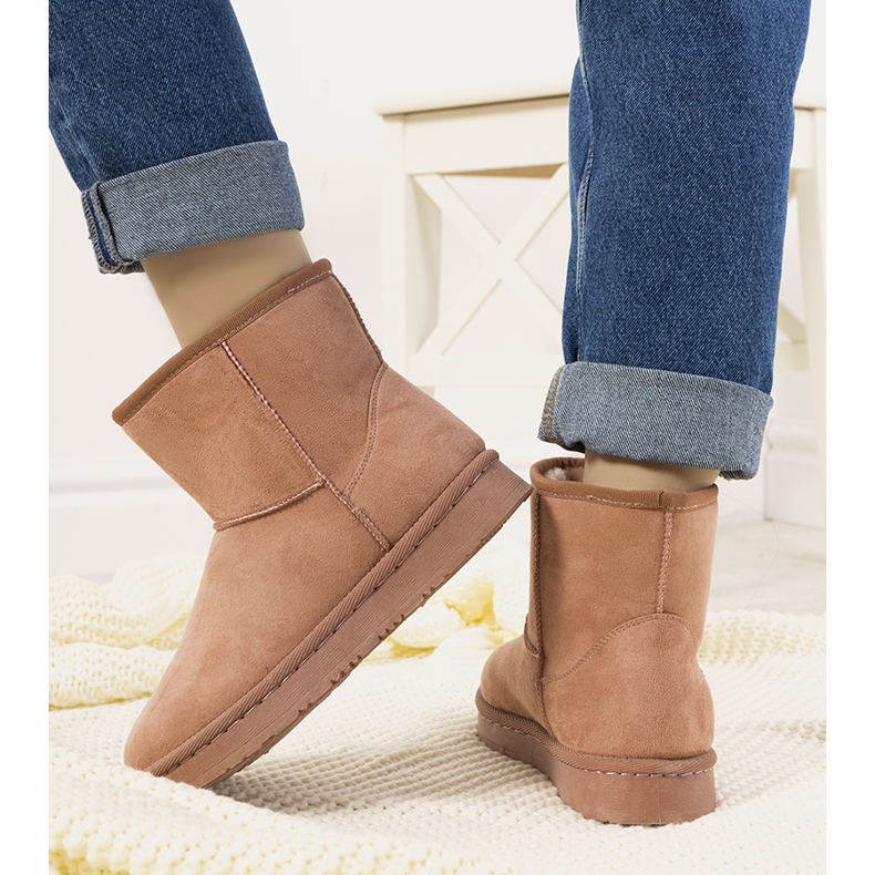 Pink Lucilla fur snow boots 2