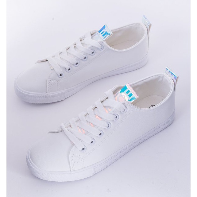 White sneakers from Valerie 1