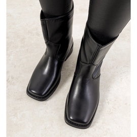 Black classic Lavone insulated boots 1