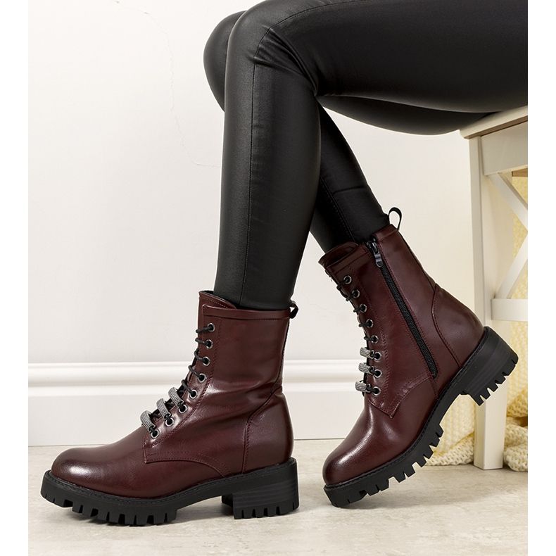 Maroon insulated boots Valdez claret 1