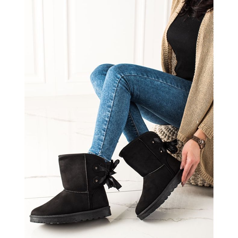 TRENDI Mukluki With A Bow black 1