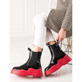 TRENDI Chelsea Boots On The Fashion Platform black red 2