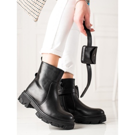TRENDI Low Boots With A Pocket black 1