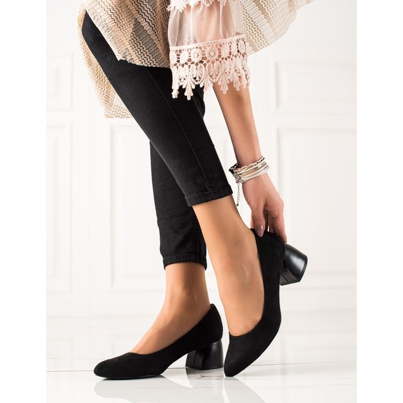 M.Daszyński Black Pumps On Low Heels 2