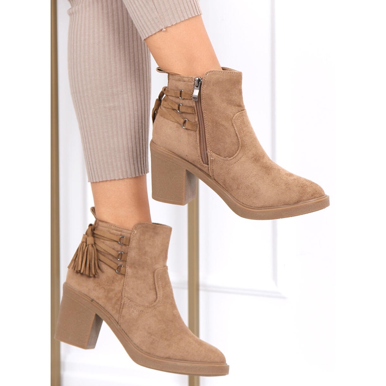 Alva Camel rubber heel boots beige 1
