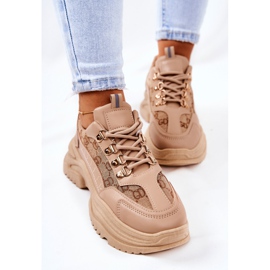 PM1 Sport Shoes On The Beige Flynn Platform 2