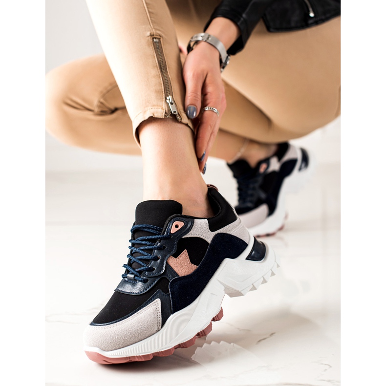 Sweet Shoes Fashionable Sneakers beige black pink 2 Sweet Shoes Fashionable Sneakers beige black pink 2