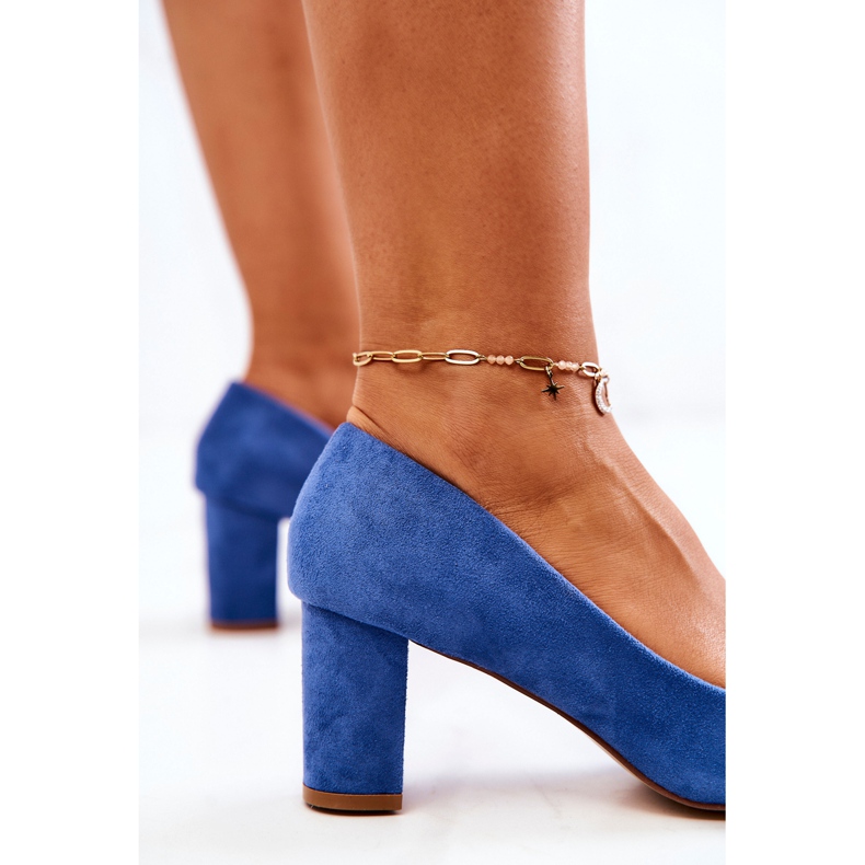 PS1 Suede Pumps On A Blue Abbey Pillar 1