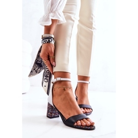 PA2 Leather Sandals On A Black And White Lorene Bar multicolored 2
