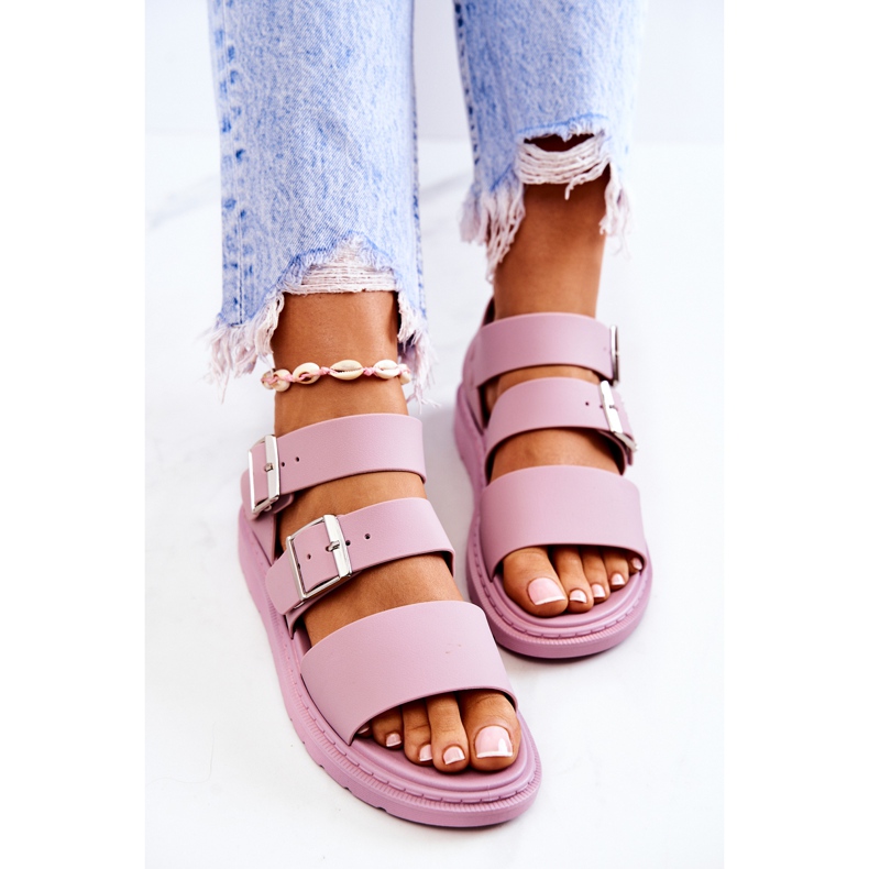 FM1 Reese's Purple Buckle Sandals violet 1