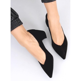 Millen Black low heel pumps 1