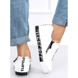 Selwa White women's sneakers 1