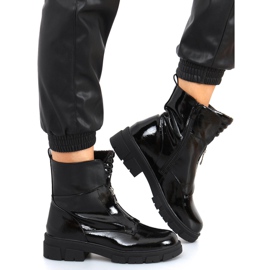 Flat lacquered Haiti Black boots 1