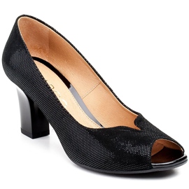 Marco Shoes 316P black pumps with a practical cut on the front 1