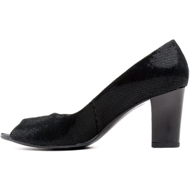 Marco Shoes 316P black pumps with a practical cut on the front 2