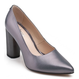 Marco Shoes Gray pumps with a ribbed heel grey 1