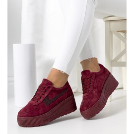 Burgundy sneakers with a high Botanical sole red 1
