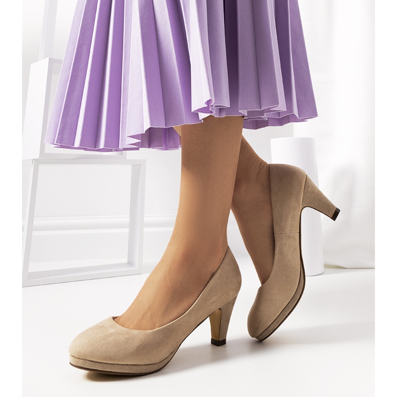 Beige Alves women's pumps 1